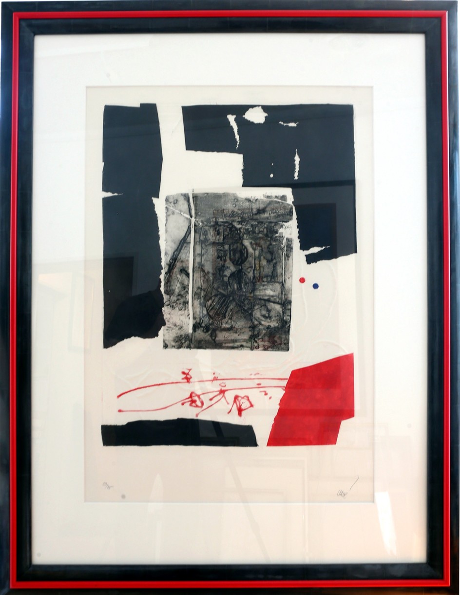 Composition noire et rouge